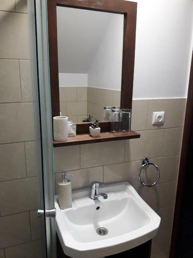 Oravitza Inn Oravita Ngoại thất bức ảnh