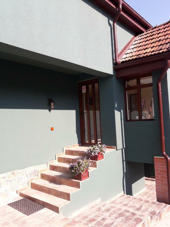 Oravitza Inn Oravita Ngoại thất bức ảnh